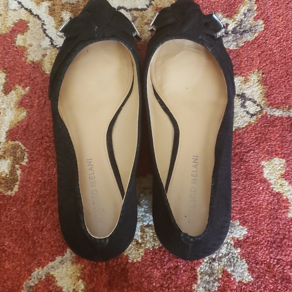 Shoes - Picture 3 of 4